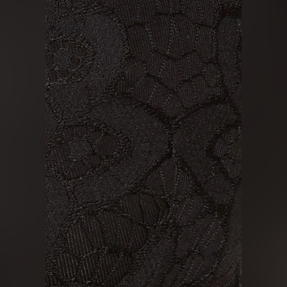 FP One Adella Crochet Lace Bra Crop Top Bralette in Black S/P - Picture 8 of 16